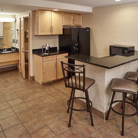 Livinn Hotel Minneapolis North / Fridley מראה חיצוני תמונה