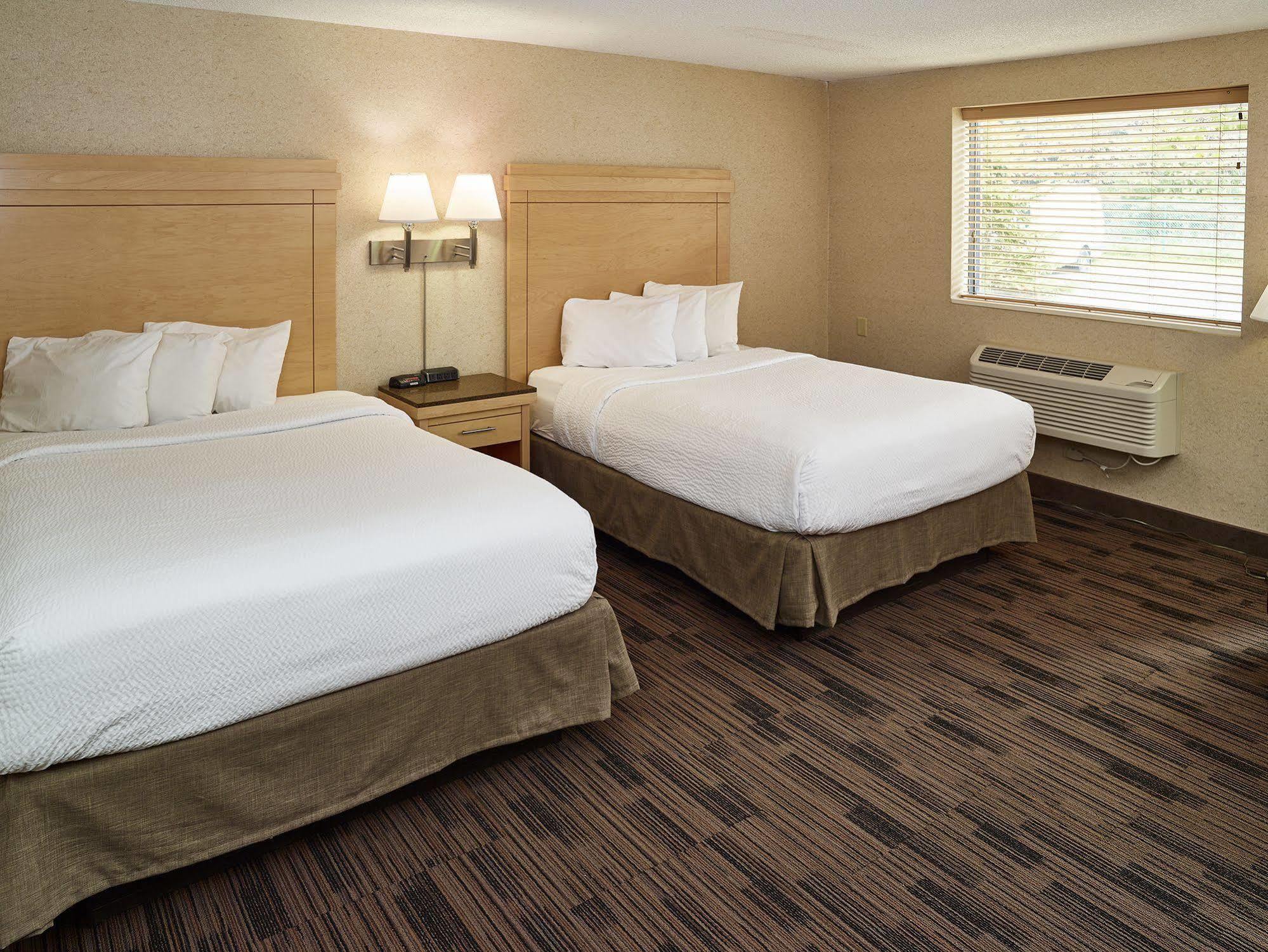 Livinn Hotel Minneapolis North / Fridley מראה חיצוני תמונה